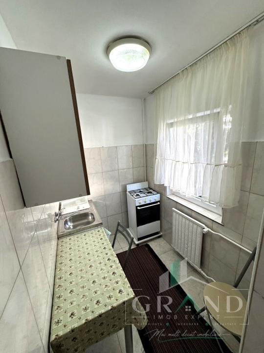 Garsonieră cu BALCON | 26 mp | UMF–Zorilor/P-ța Zorilor | Etaj 2/4 