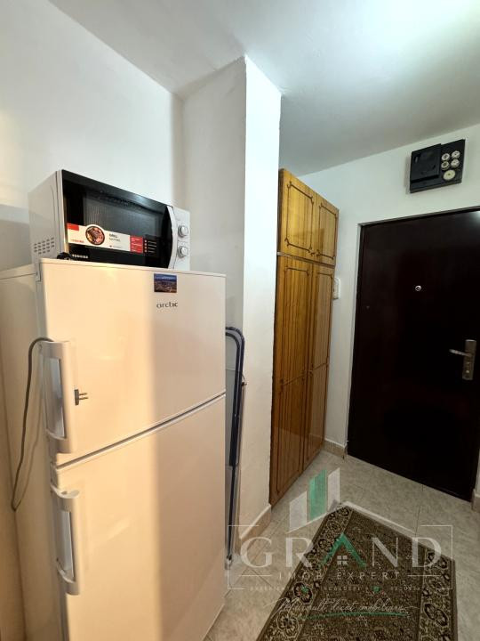 Garsonieră cu BALCON | 26 mp | UMF–Zorilor/P-ța Zorilor | Etaj 2/4 
