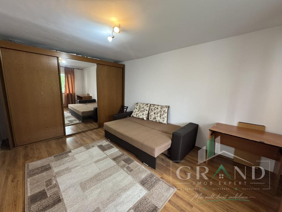 2 camere Zorilor | Str.Pădurii | Garaj inclus | Aproape de Sigma & UMF