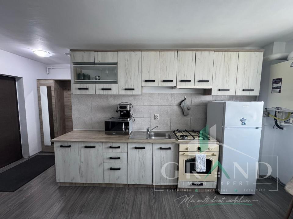 APARTAMENT 3 CAMERE | 54 MP | 2 DORMITOARE | BLOC NOU | VIVO–RĂZOARE