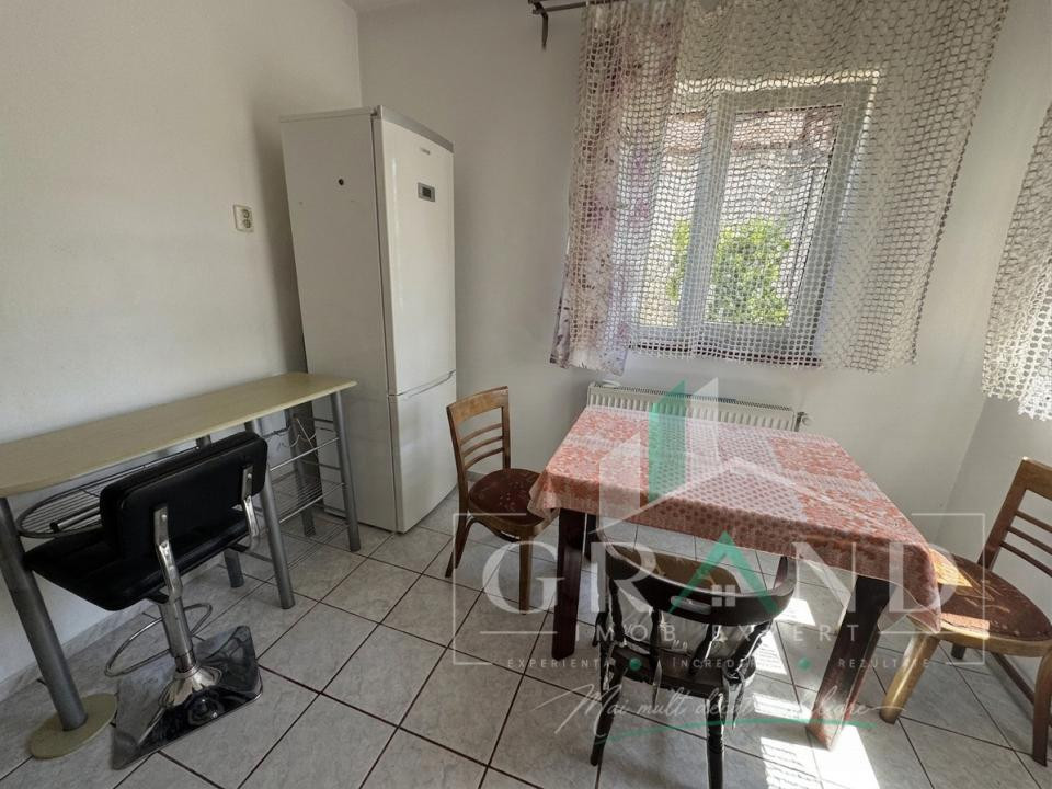 Casă 280 MP | 4 Camere | 4 Băi | 2 Bucătării | Garaj | Mărăști – Piața 1848