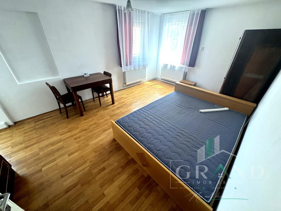 Casă 280 MP | 4 Camere | 4 Băi | 2 Bucătării | Garaj | Mărăști – Piața 1848