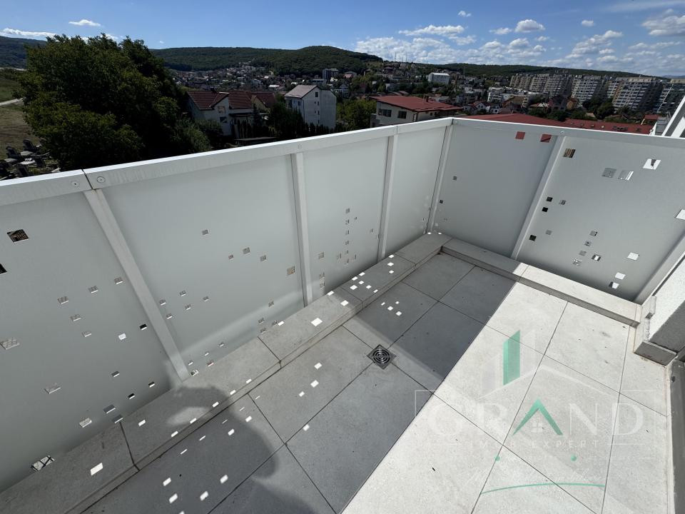 PRIMA ÎNCHIRIERE | 3 CAMERE DECOMANDATE | 2 PARCĂRI | BLOC NOU | MĂNĂȘTUR–USAMV
