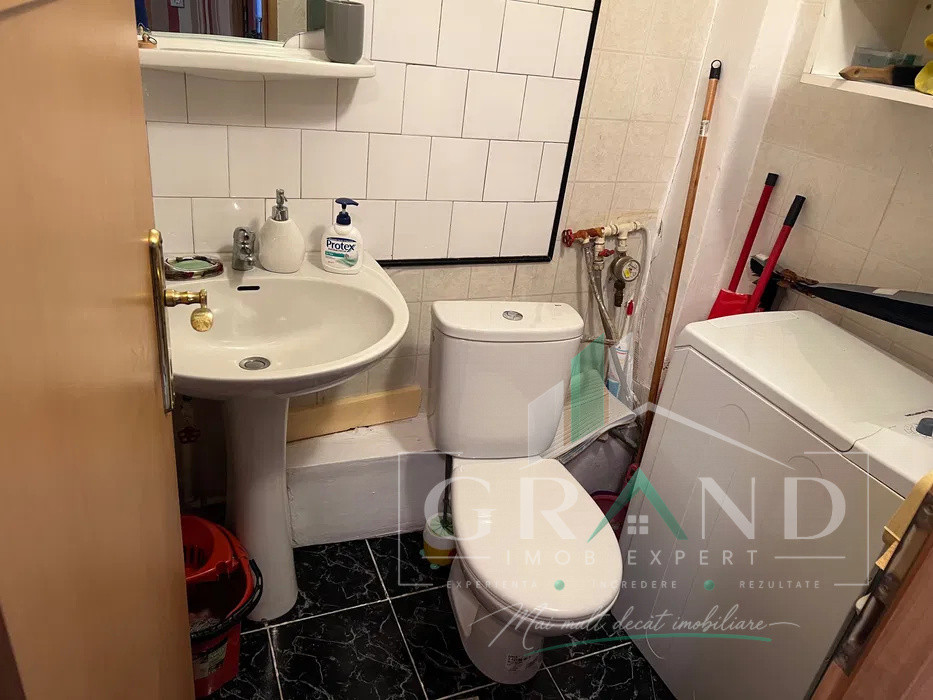 Marasti  : Apartament Spatios | 3 Camere | 2 Bai | Balcon | Debara
