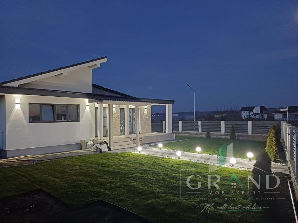 Casă individuală moderna 126mp util | Jucu de Mijloc