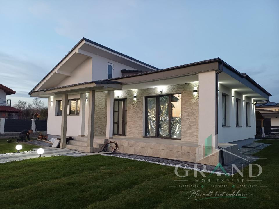 Casă individuală moderna 126mp util | Jucu de Mijloc