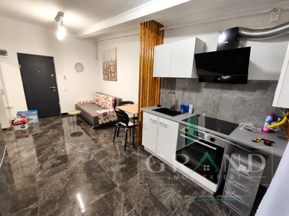 Apartament de inchiriat 2 camere, zona Vivo