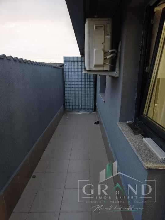 Apartament de inchiriat 2 camere, zona Vivo