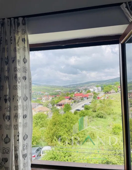 Oportunitate : Apartament 3 Camere | 65 MP | 2 Dormitoare | 2 Parcari | Iris