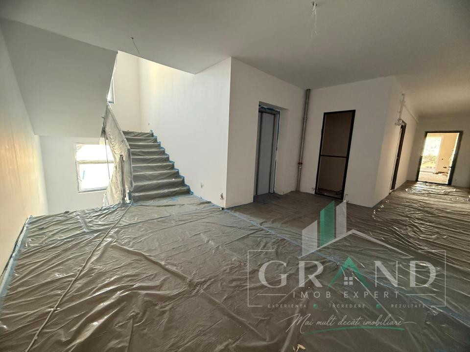 Apartament NOU, cu 2 camere, semifinisat, zona Someșului, Florești