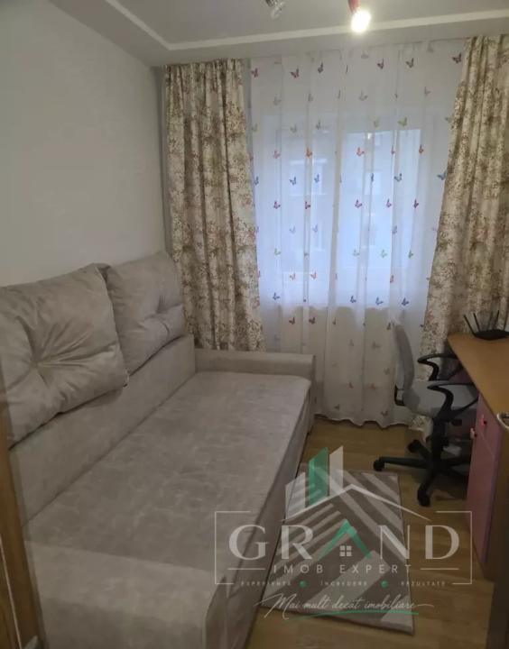 Apartametn 2 Camere | Decomandat | Parcare inclusa