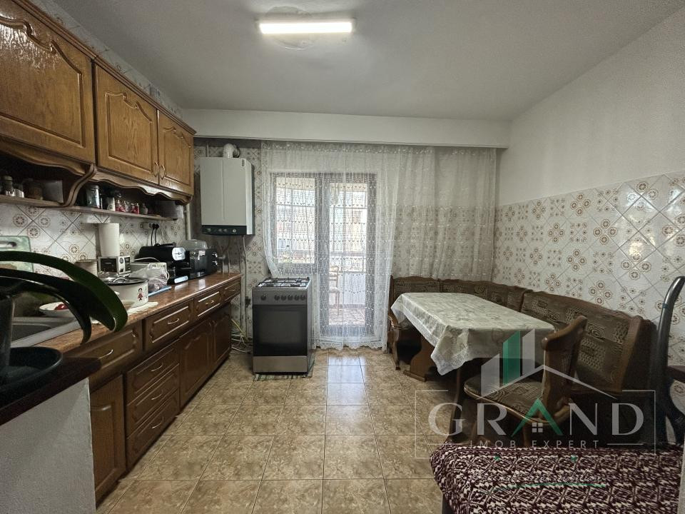 Apartament 2 camere de vanzare, Gheorgheni, zona FSEGA