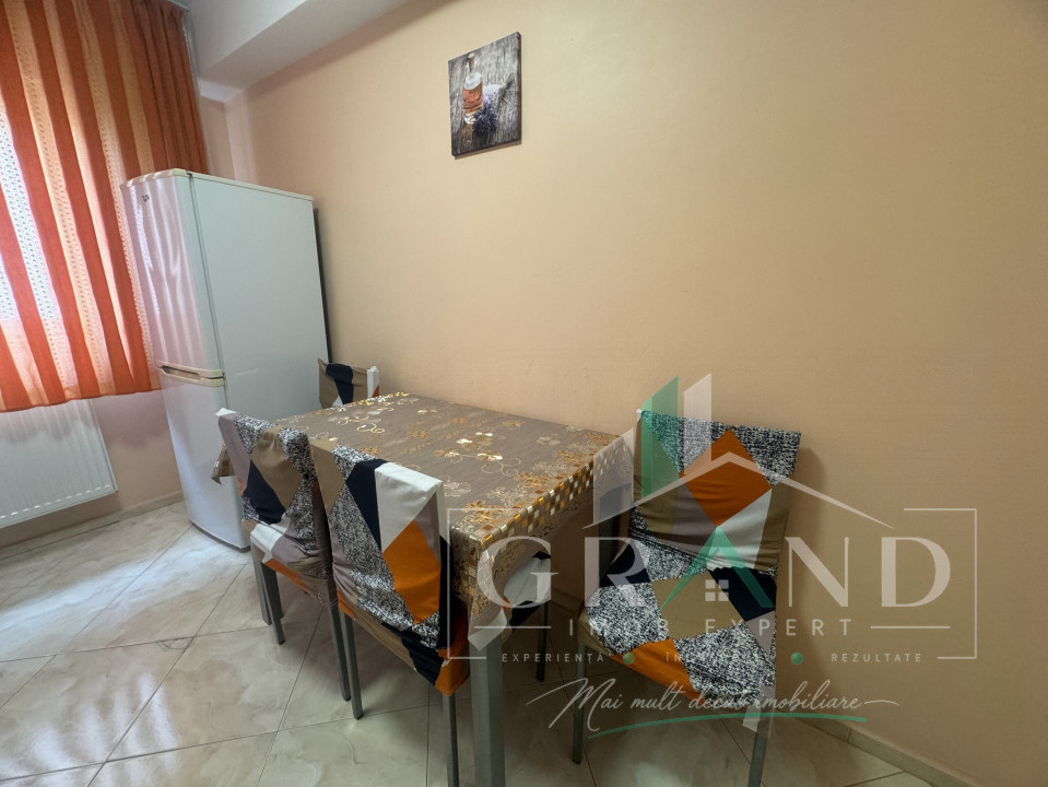 OPORTUNITATE!Ap 2 camere,DECOMANDAT,BALCON,PARCARE,zona Florilor/FLORESTI