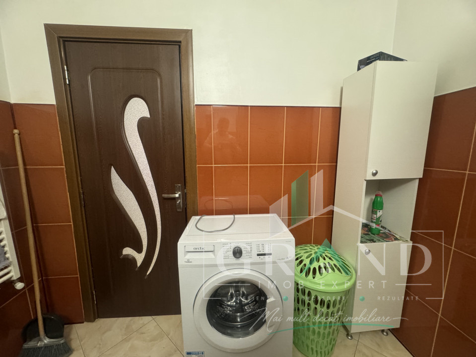 OPORTUNITATE!Ap 2 camere,DECOMANDAT,BALCON,PARCARE,zona Florilor/FLORESTI