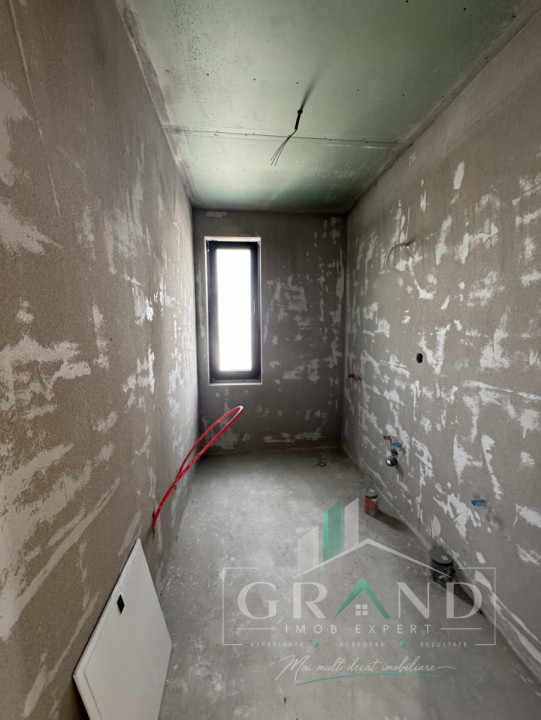 OPORTUNITATE! Casă individuală | 4 camere | 3 băi | Garaj | Teren 450 mp| Dezmir