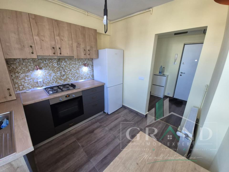 3 camere, RENOVAT, balcon spațios | Piața Mihai Viteazu–McDonald’s 