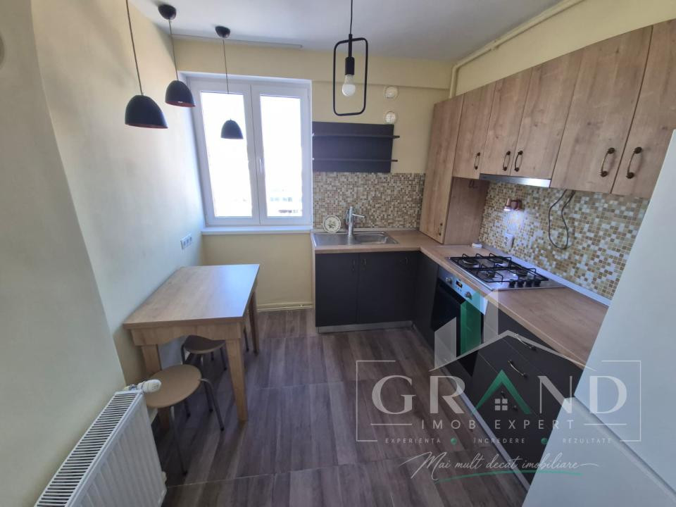3 camere, RENOVAT, balcon spațios | Piața Mihai Viteazu–McDonald’s 