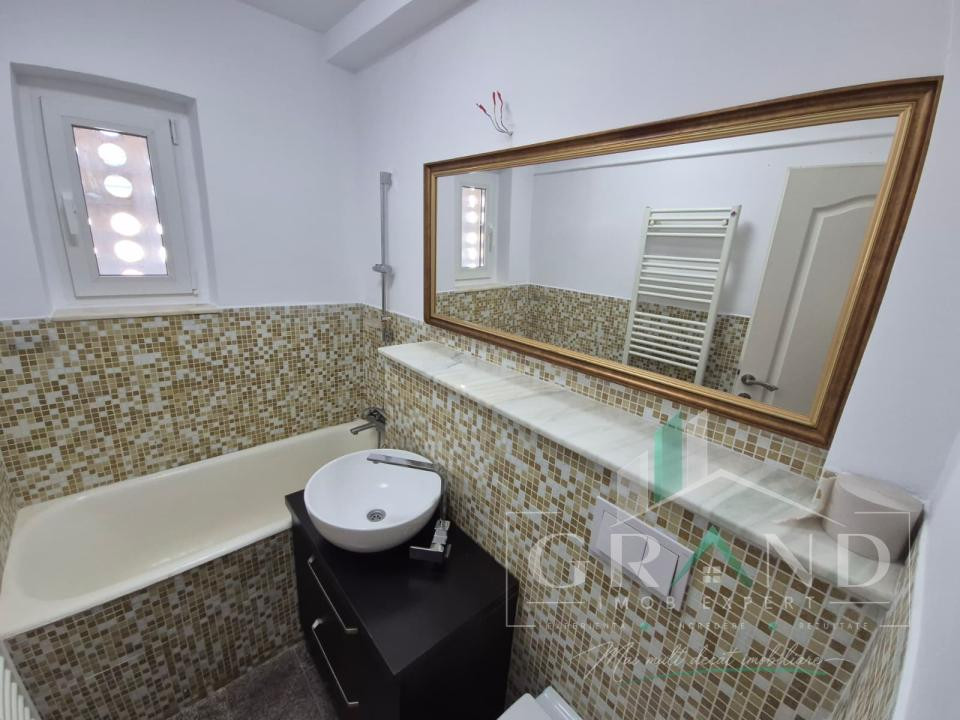 3 camere, RENOVAT, balcon spațios | Piața Mihai Viteazu–McDonald’s 