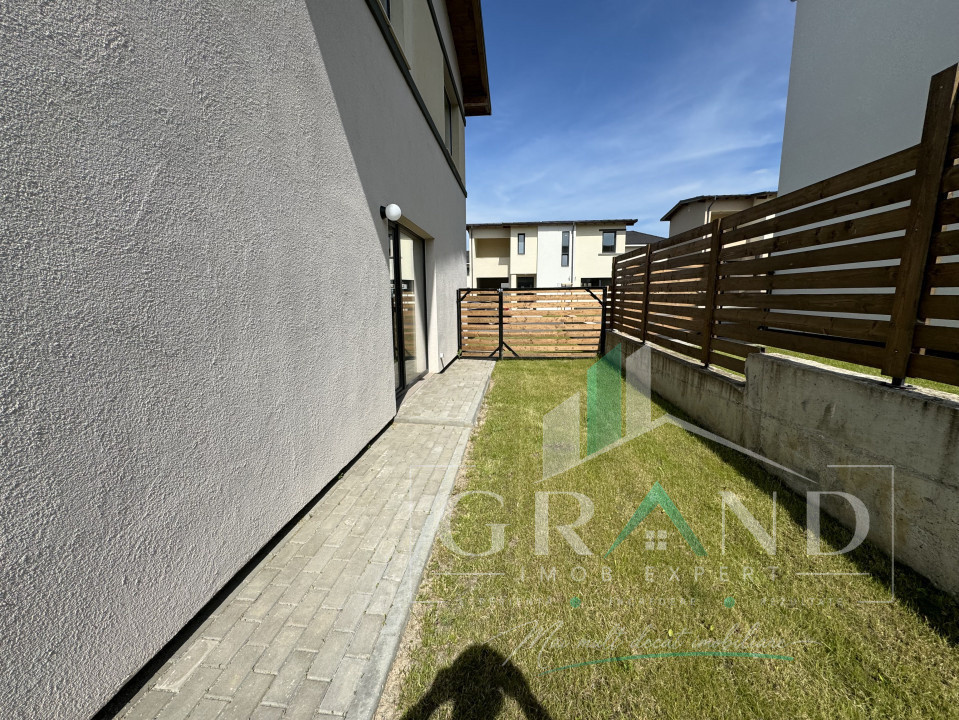 OPORTUNITATE!Casă individuală | 4 camere | 3 băi | Garaj | Terasă | Dezmir