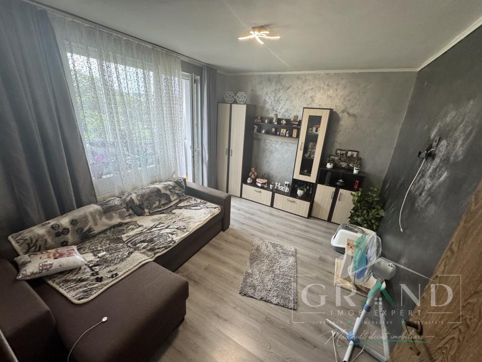 Ap 2 camere | balcon – zona semicentrală / Piața Abator