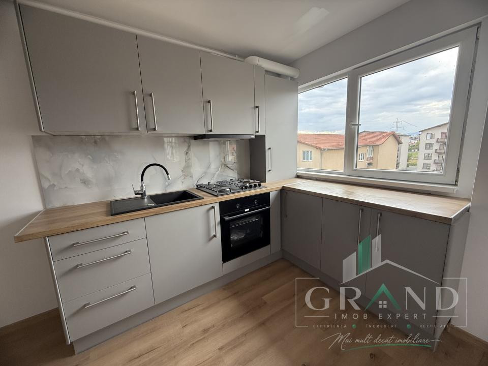 Apartament 3 camere, Florești