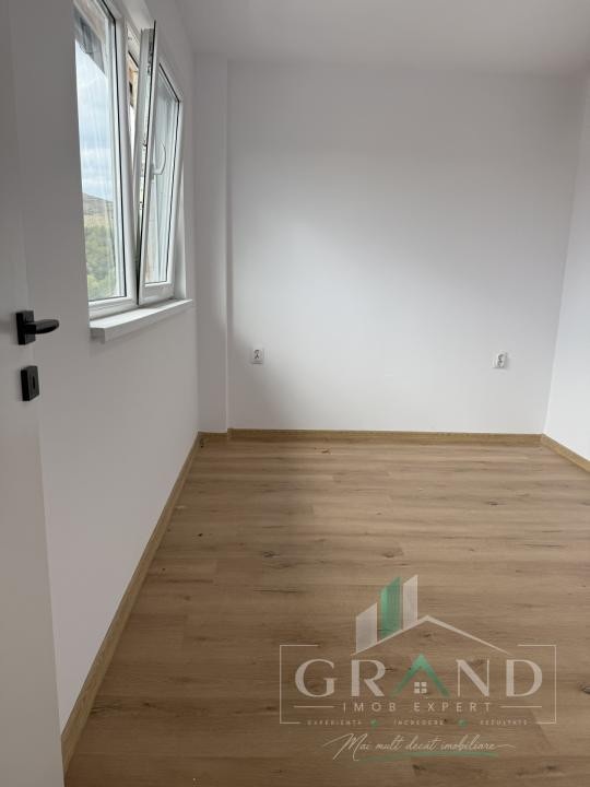 Apartament 3 camere, Florești