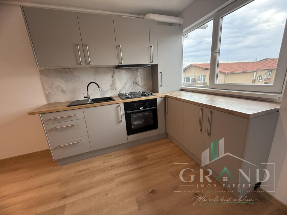 Apartament 3 camere, Florești