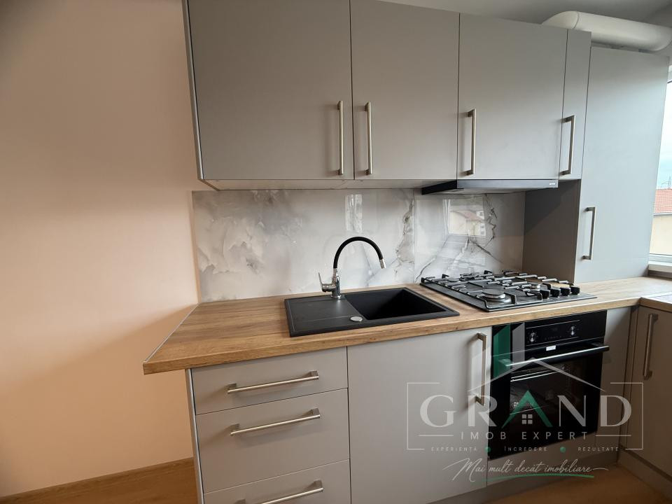 Apartament 3 camere, Florești
