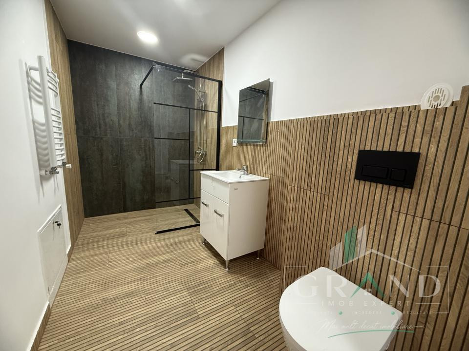 Apartament 3 camere, Florești