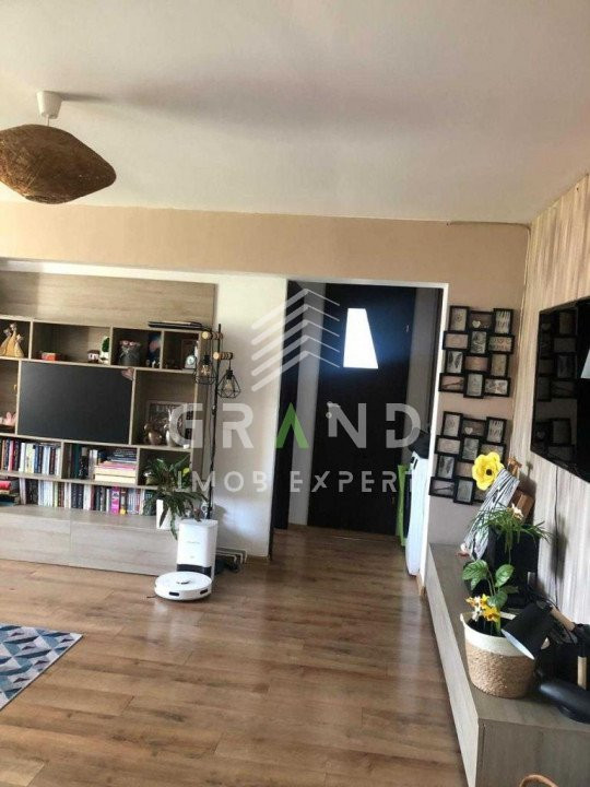 Ap 3 camere/61 mp/ Mănăștur/Mehedinti