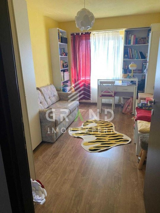 Ap 3 camere/61 mp/ Mănăștur/Mehedinti