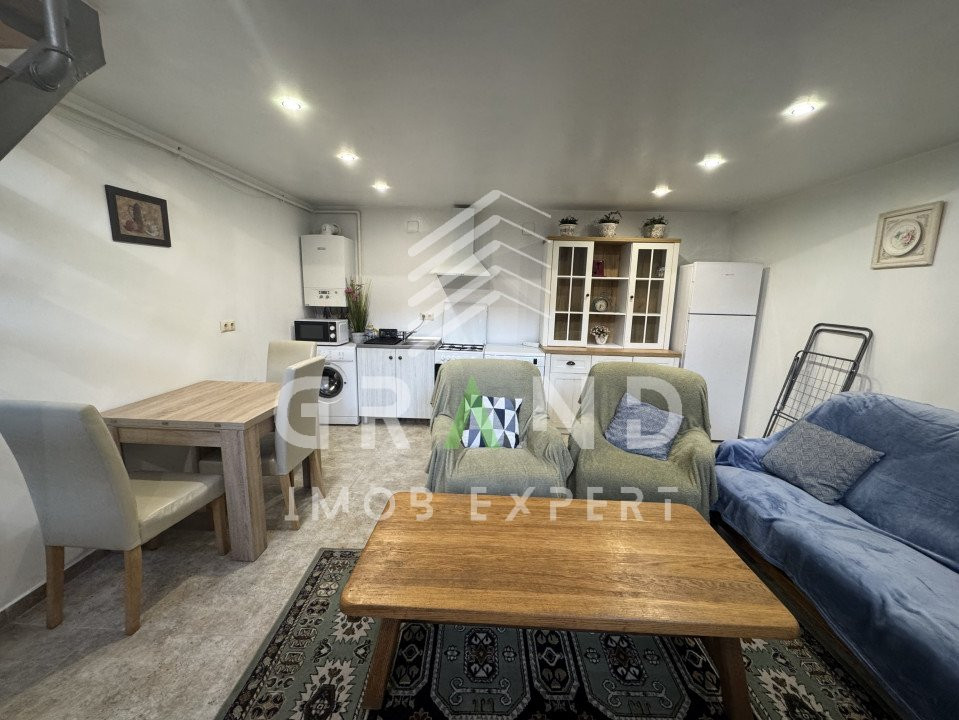 Ap 2 camere | 40mp | RENOVAT | Centru/Sora Shopping Center 