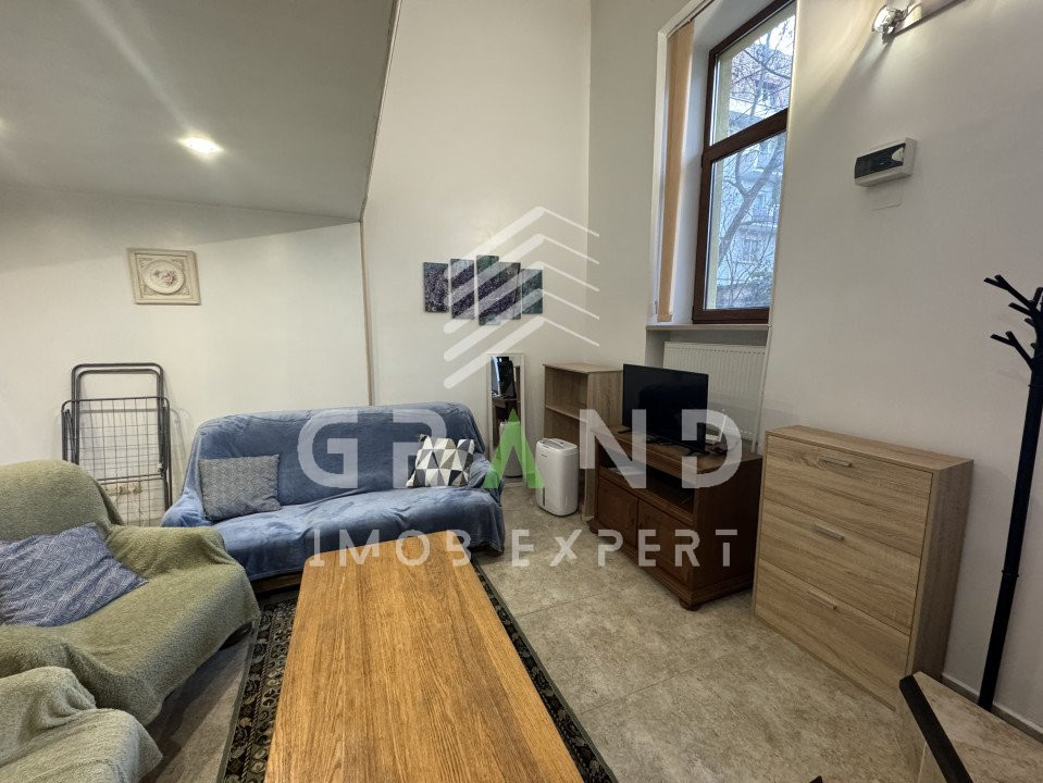 Ap 2 camere | 40mp | RENOVAT | Centru/Sora Shopping Center 