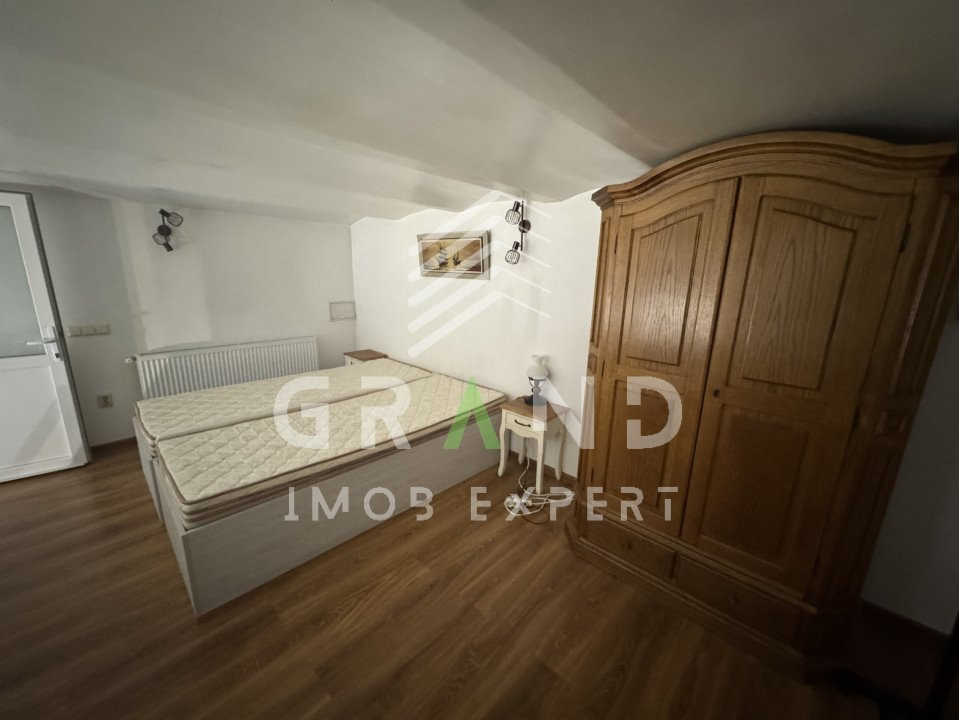 Ap 2 camere | 40mp | RENOVAT | Centru/Sora Shopping Center 