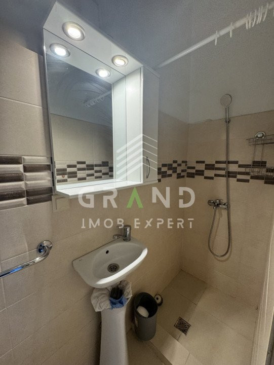 Ap 2 camere | 40mp | RENOVAT | Centru/Sora Shopping Center 
