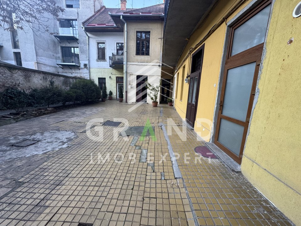 Ap 2 camere | 40mp | RENOVAT | Centru/Sora Shopping Center 