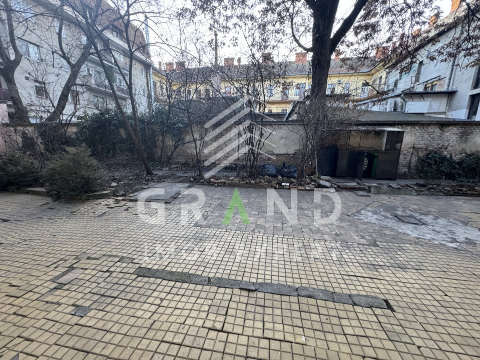 Ap 2 camere | 40mp | RENOVAT | Centru/Sora Shopping Center 