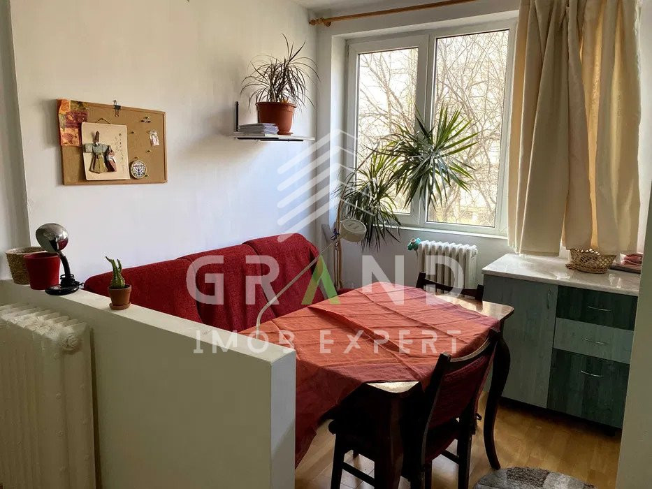 Garsoniera | 30 mp | Manastur/ Bucegi