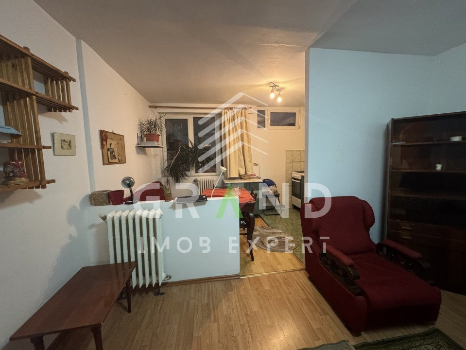 Garsoniera | 30 mp | Manastur/ Bucegi