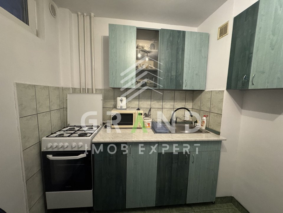 Garsoniera | 30 mp | Manastur/ Bucegi